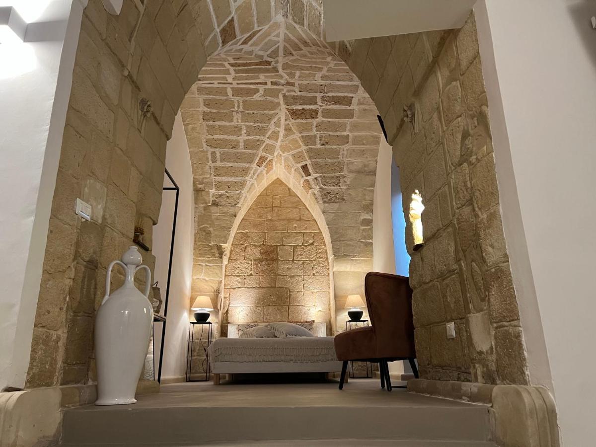 Ai Propilei Del Duomo Luxury Suite เลชเช ภายนอก รูปภาพ